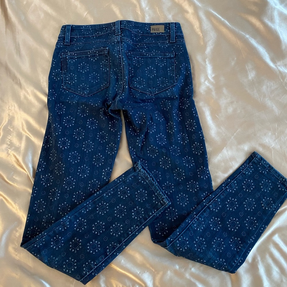 Paige skinny jeans size 24